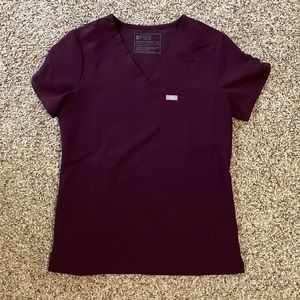 FIGS purple xs top